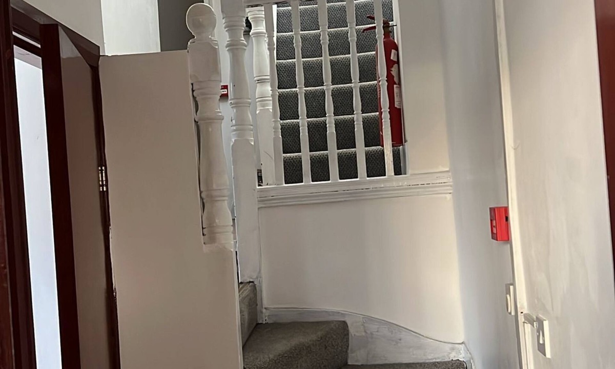 Crofton Park House | Large Comfy House Easy Access to Central London