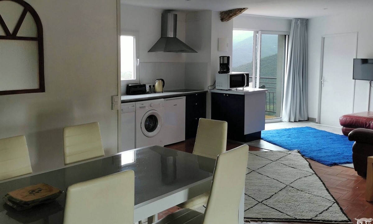 Felluns Cottage | Large cottage in renovated Templar mas - panoramic view