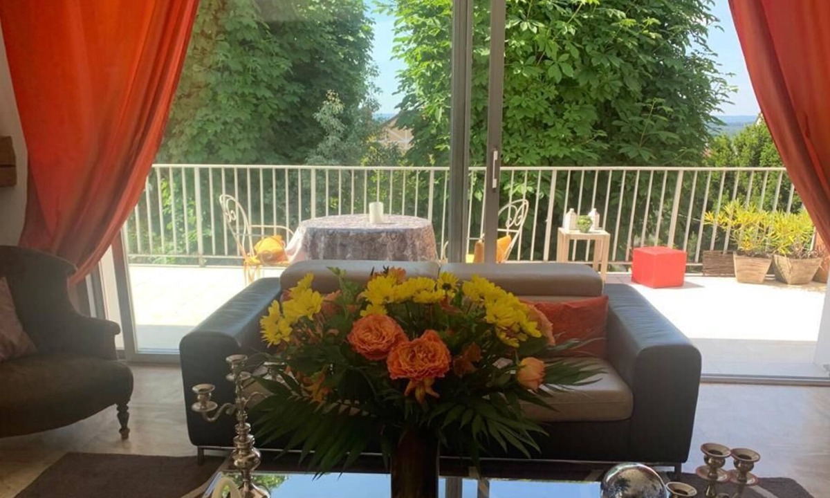 Montigny-les-Cormeilles Apartment | Large duplex apartment with beautiful view