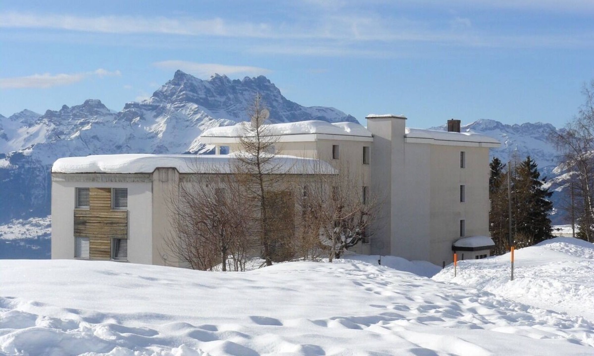 Leysin Apartment | Large family apartment - breathtaking view, Ski-in