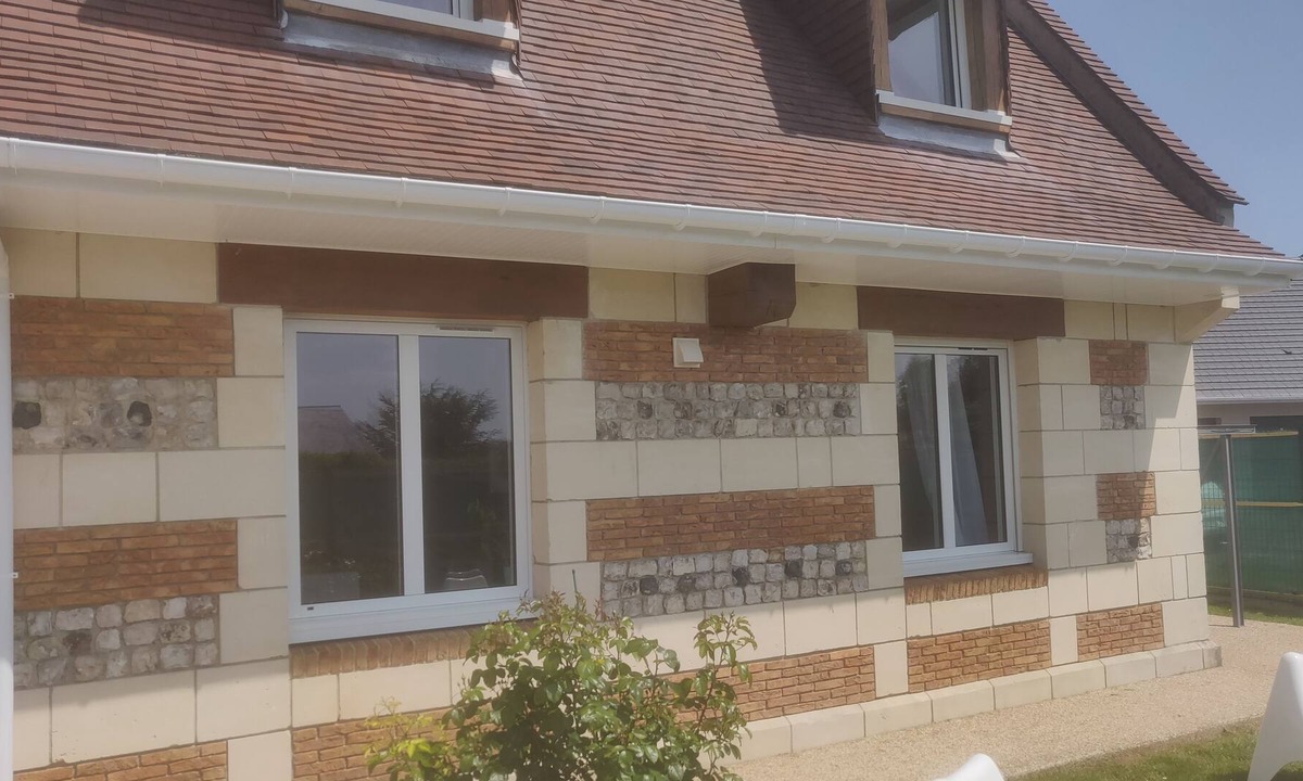 Montivilliers House | Large family home