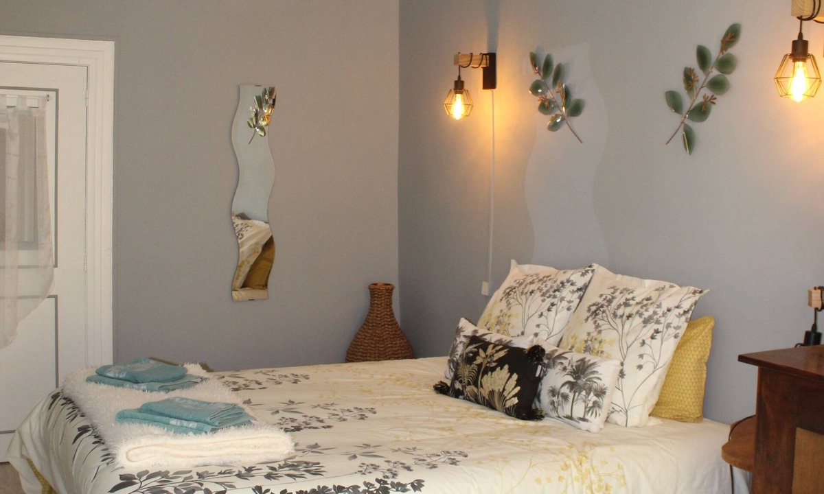 Puivert House | Large family home, close to Lake Puivert, free wifi, pets welcome