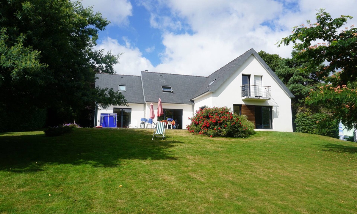 Combrit Villa | Large family home