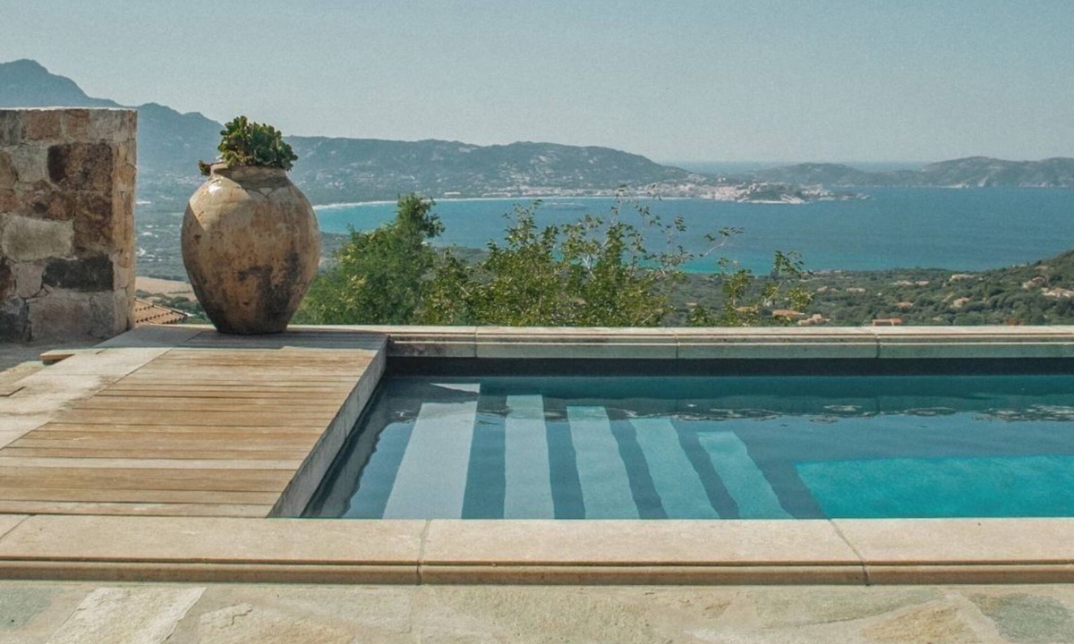 Lumio House | Large Family House with swimming pool in the village of Lumio