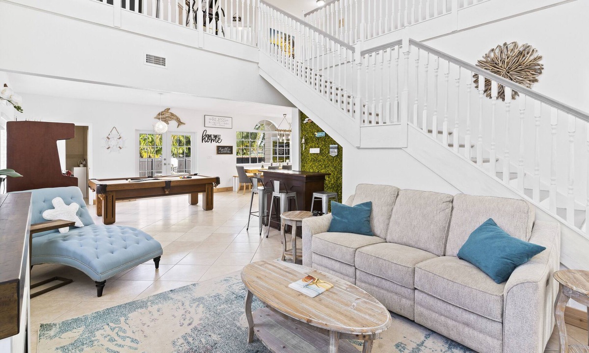 Miami Springs House | Large Family Retreat Pool Game Room Gym Near Beaches Shopping!