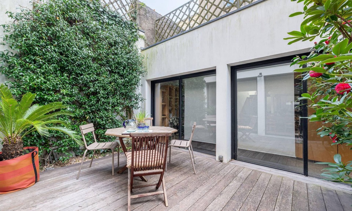 Monselet House | Large, fully renovated 250m² house