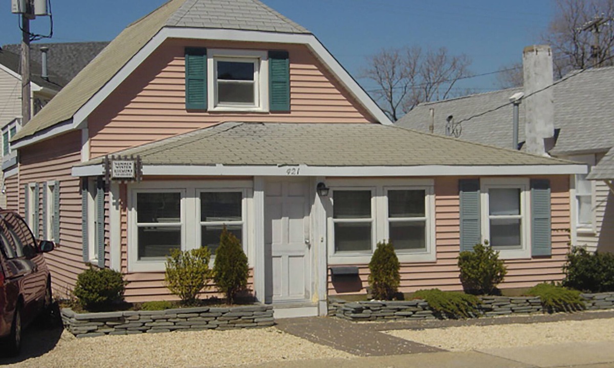 Manasquan House | Large home two floors with upper deck area.