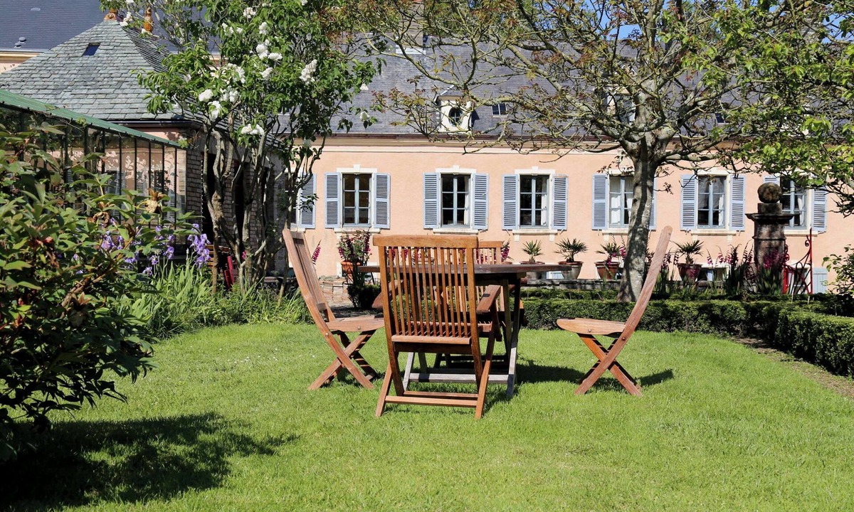 Equeurdreville-Hainneville House | Large house with garden, close to the sea and the center of Cherbourg