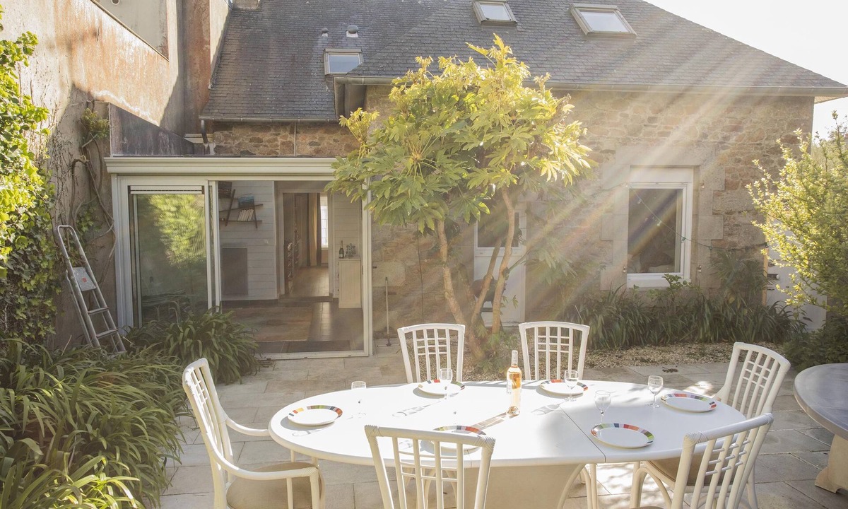 Paimpol House | Large house 80m from the port