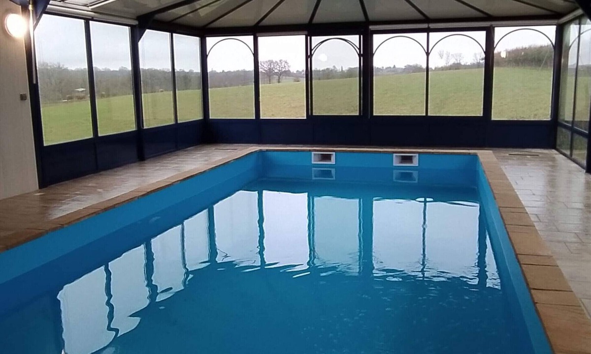 Chemire-en-Charnie Cottage | Large house with private pool, 7 bedrooms and countryside views