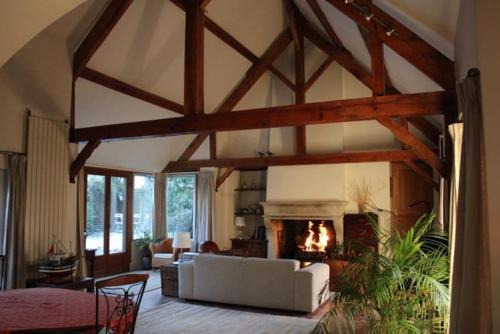 Saint-Nom-la-Breteche House | Large house with character