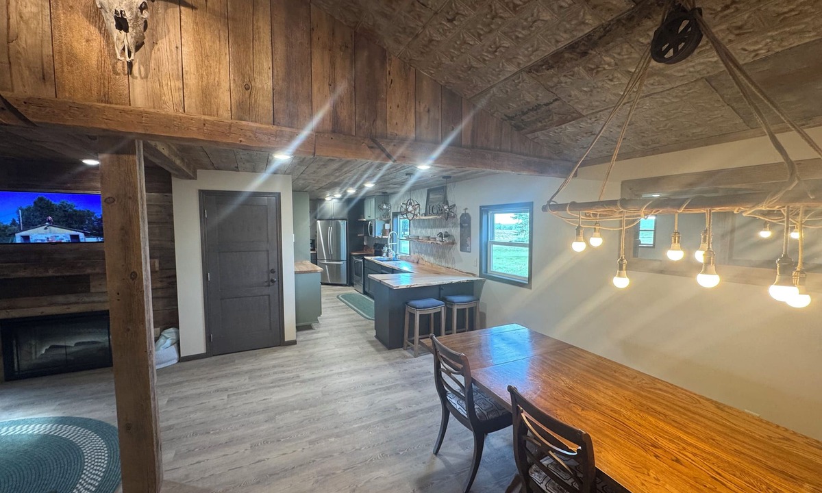 Fairfax House | Large house, newly renovated, perfect for family gathers and hunting getaways