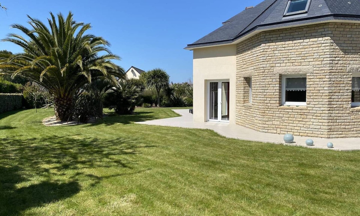 Saint-Cast-le-Guildo House | Large house with Wifi 2 km from the beach, 4 bedrooms, sleeps 6