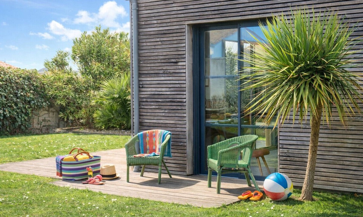 Olonne-sur-Mer House | Large house with enclosed garden for 8 people