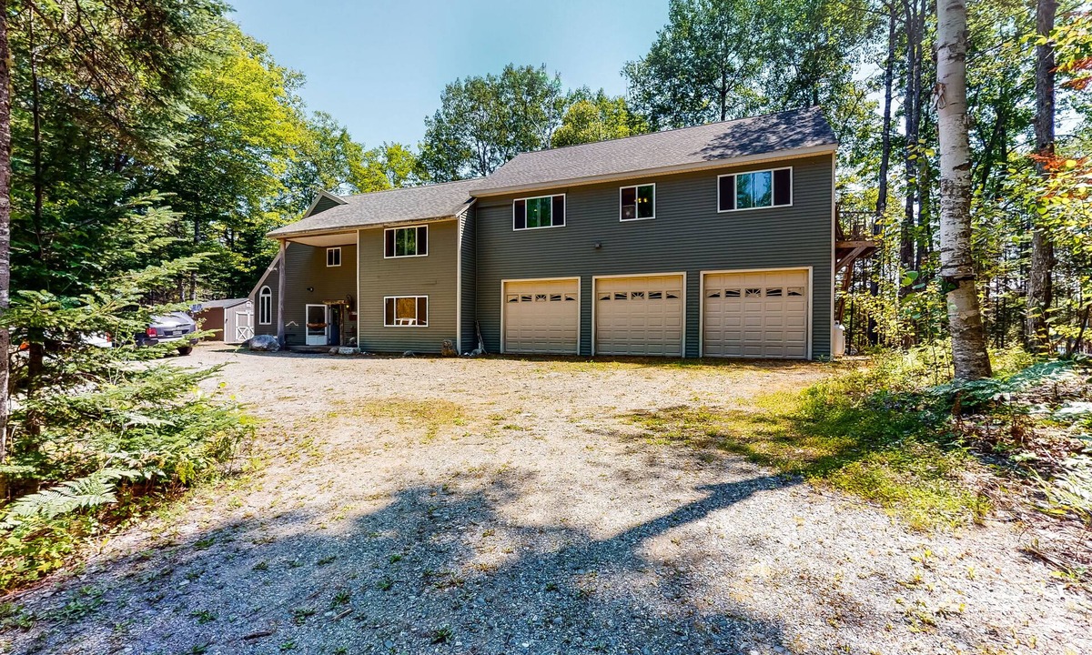 Mariaville House | Large lakefront home great for multiple groups - dogs welcome