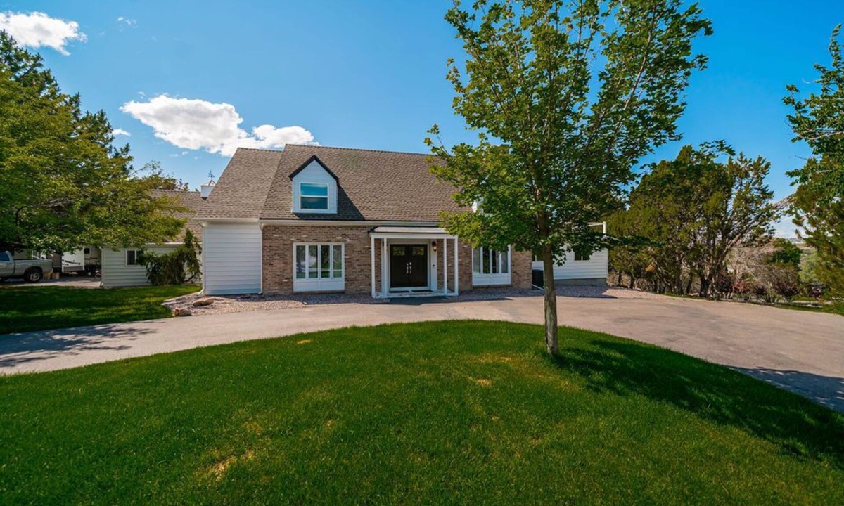 Pocatello House | Large luxury home with a pool, playground & a view!