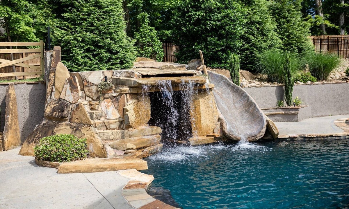 Athens House | Large Manor with mountain views, pool, hot tub
