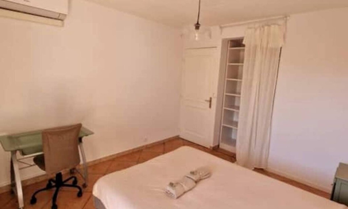 Lemasson Apartment | Large, modern, air-conditioned T4