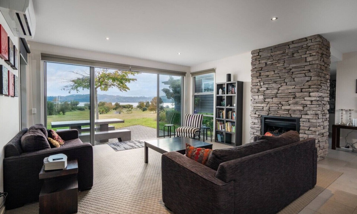 Rainbow Point House | Large Modern home, great location & has WiFi