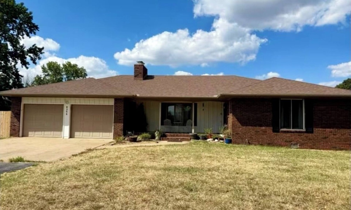Jenkins House | Large pet friendly country home