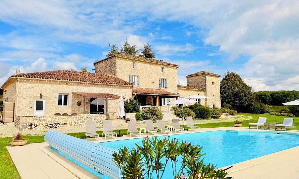 La Sauvetat-sur-Lede Other | Large Private Luxury Farmhouse | Sleeps 15 | Heated Pool | 4 baths | Monflanquin