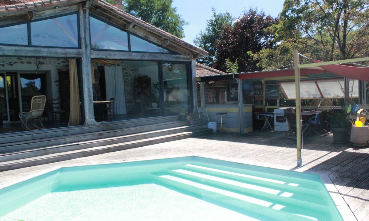 Pompaire House | Large, quiet country house with terrace, swimming pool and wooded garden