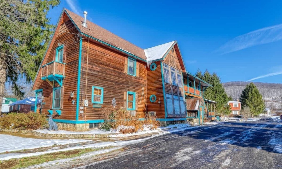 Ellicottville House | Large Ski Home + Seasonal Pool & Year-Round Hot Tub