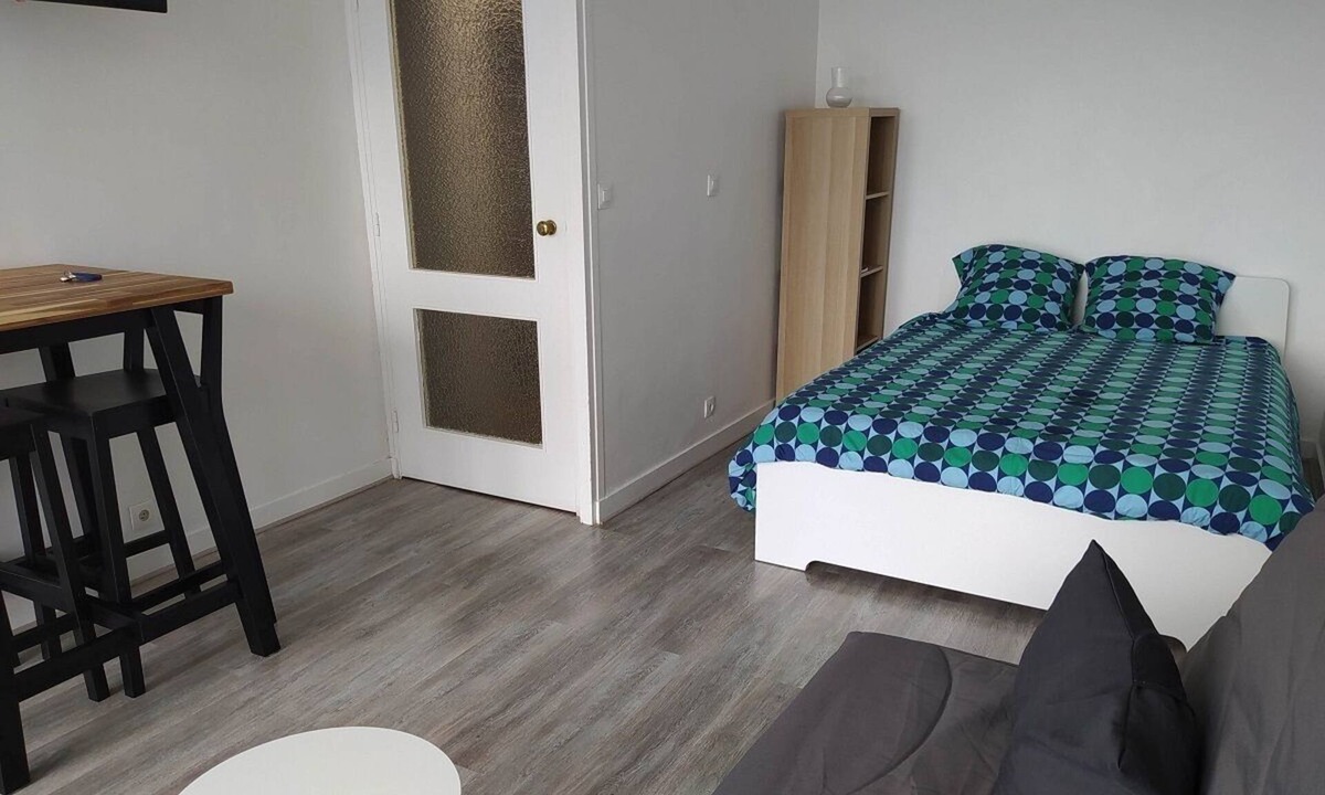 Saint-Martin-d'Heres Apartment | Large studio with panoramic view, fiber connection, near university campus