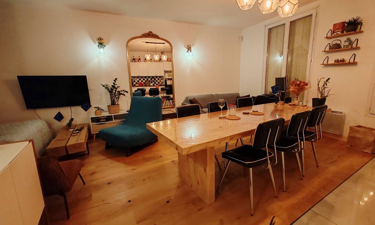 Avenir Parisien Apartment | Large studio 9 minutes from the metro, with fully equipped kitchen