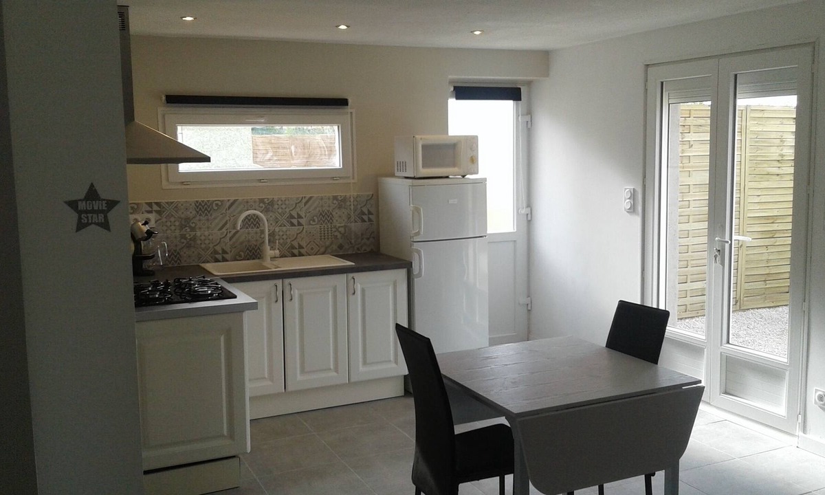 Rivesaltes Apartment | large studio with terrace and barbecue