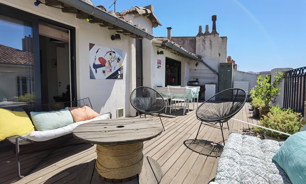 Noailles Apartment | Large T2 with terrace in the heart of Marseille