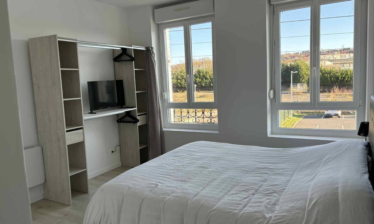 Brequerecque House | Large town house