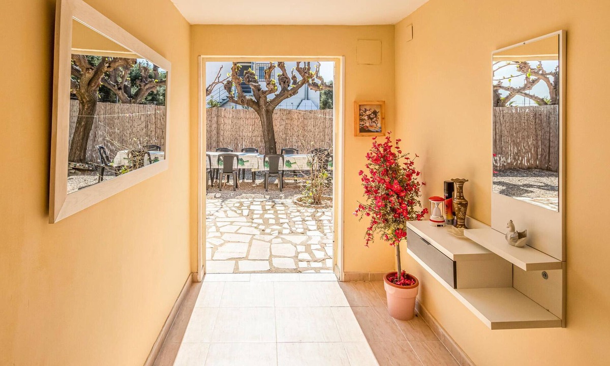 Vila-Seca House | Large vacation home near Tarragona.
