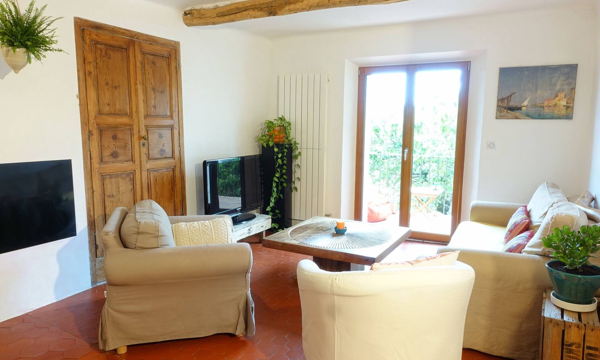 Greolieres House | Large village house 200 m² quiet, comfortable