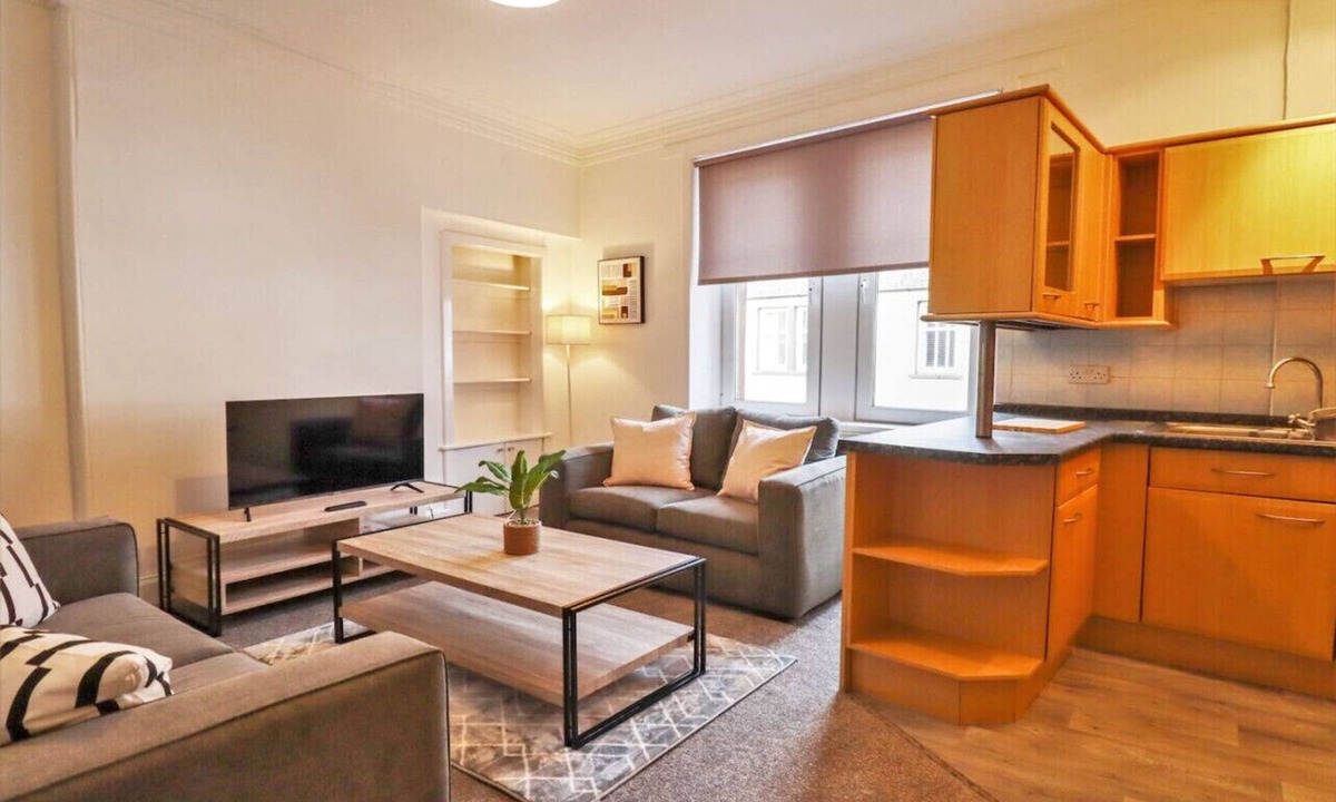 Largs Apartment | Largs Coastal Apartment