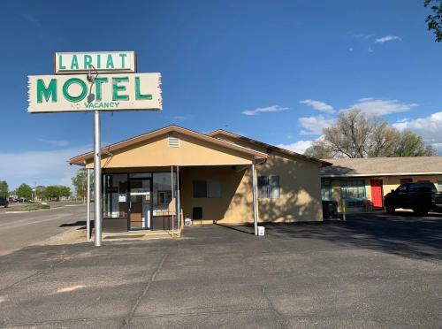 Moriarty Hotel | Lariat Motel
