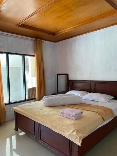 Tomia Island Hotel | laroka hotel