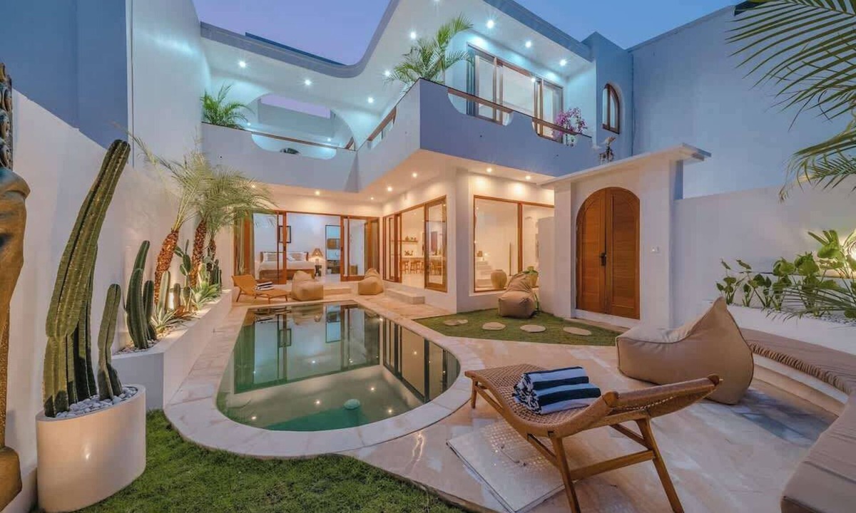 Pererenan House | "LARRI" - Architect & Luxurious 3BR - Canggu Beach