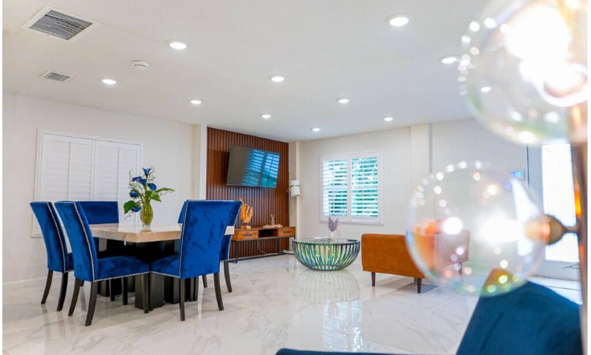 Coral Terrace House | Las Arboleda