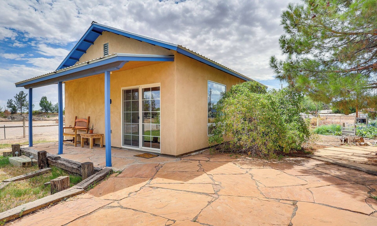 Mesilla Park Apartment | Las Cruces Studio ~ 3 Mi to NMSU!