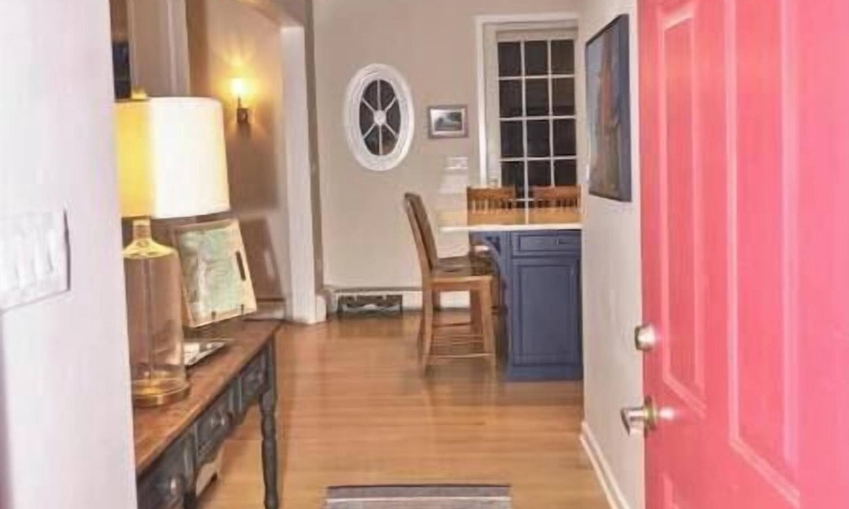 Eagles Mere House | Last Glass