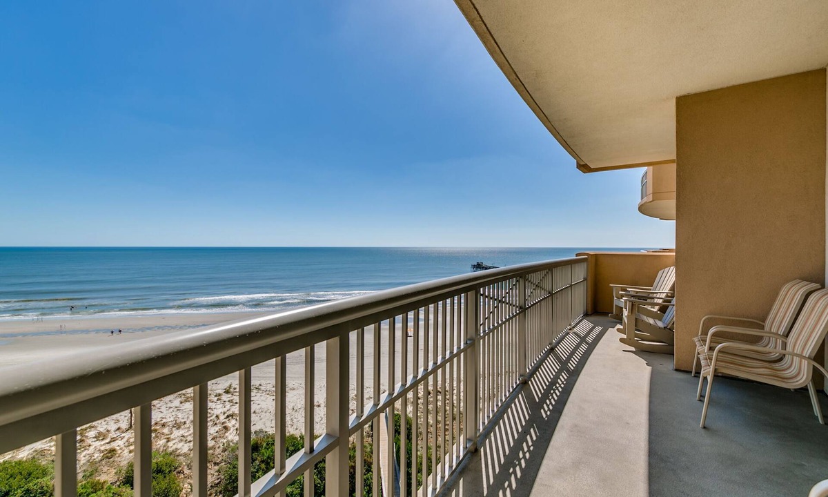 Arcadian Shores Condo | LAST MINUTE DEAL MAY 16-23 2310 DOLLARS/WEEK
