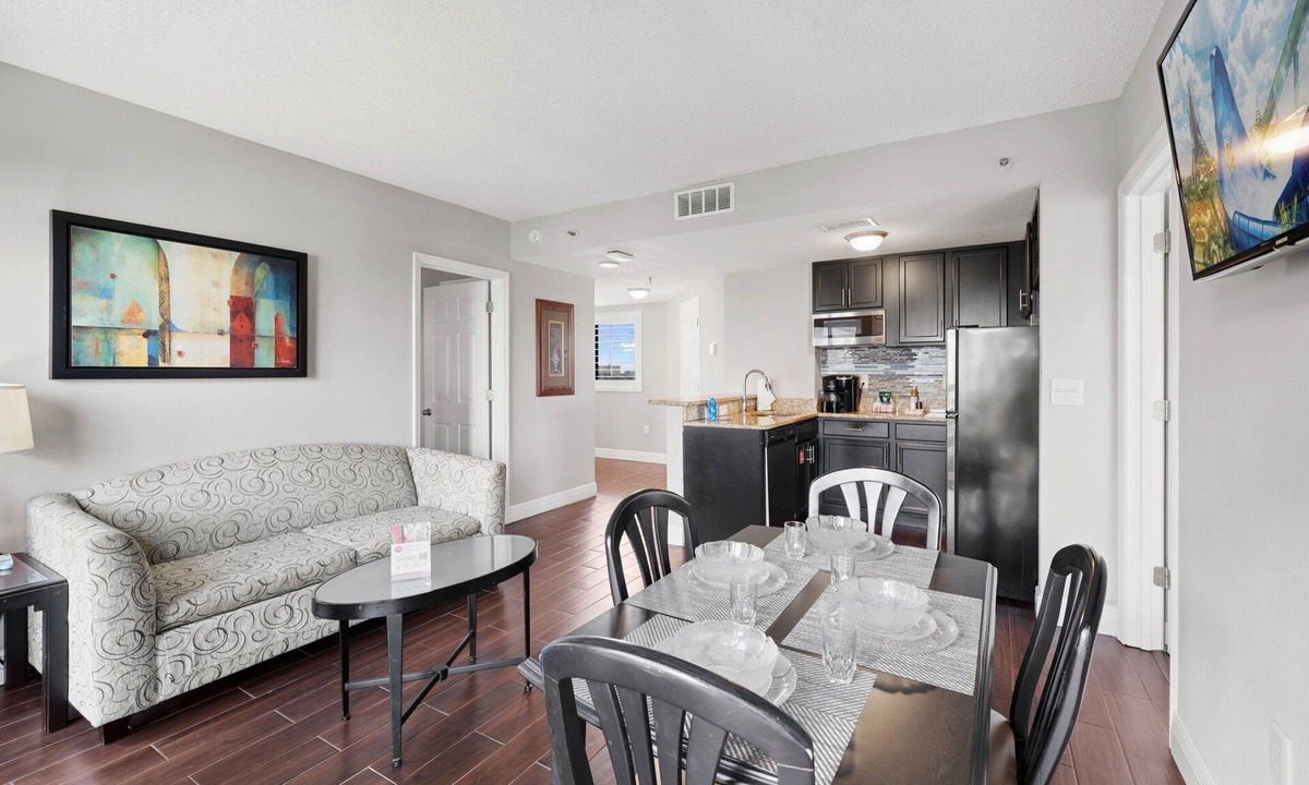 Southwest Orlando Villa | Last Minute Disney Getaway! Luxury Villa with Private Pool. Book Now! #122337