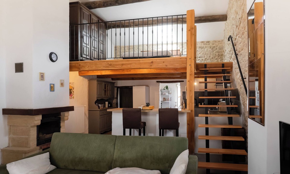Rochegude Apartment | L’Atelier de Rochegude By the River 4 people