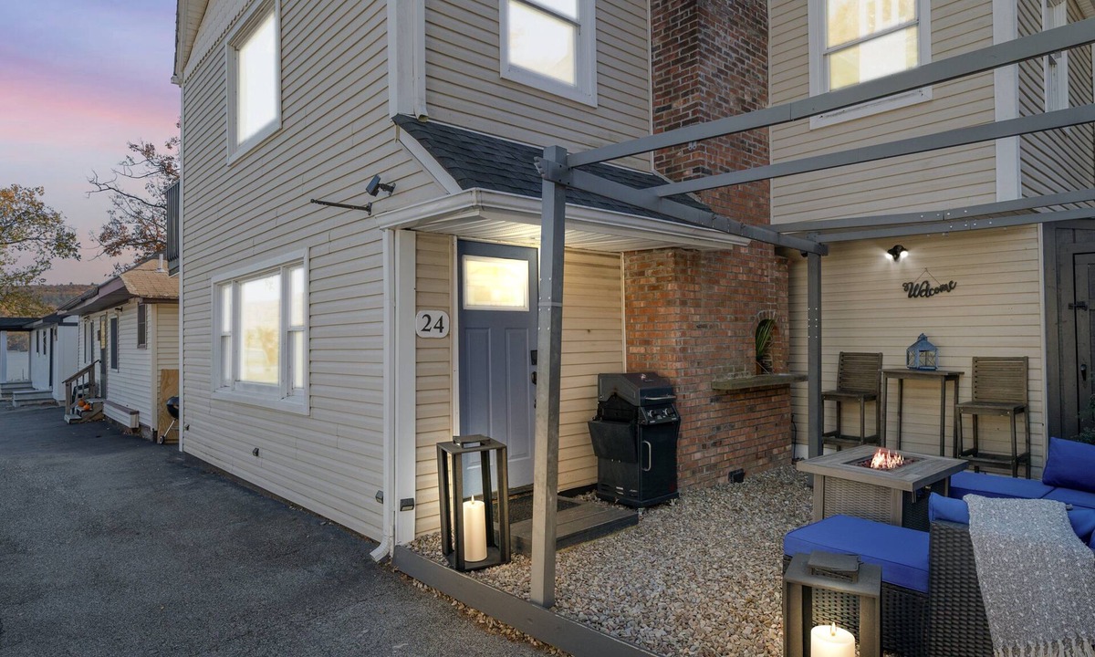 Sterling Forest House | Latitude Lake House | Lake Access Fire Pit