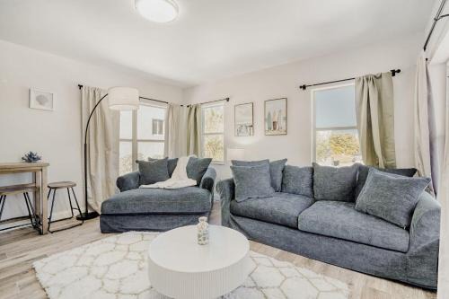 Poinciana Park Apartment | Lauderdale Breeze Villas - Luxury 3 BR Coastal Retreat