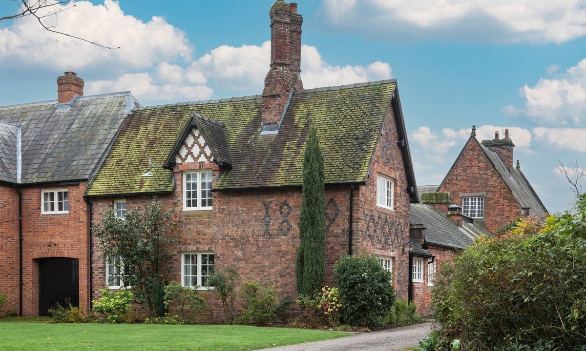 Northwich Cottage | Laundry Cottage - a former laundry, transformed