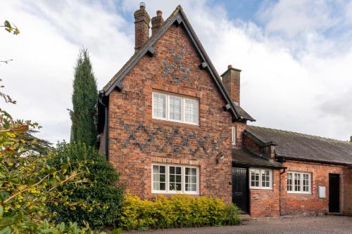 Northwich House | Laundry Cottage