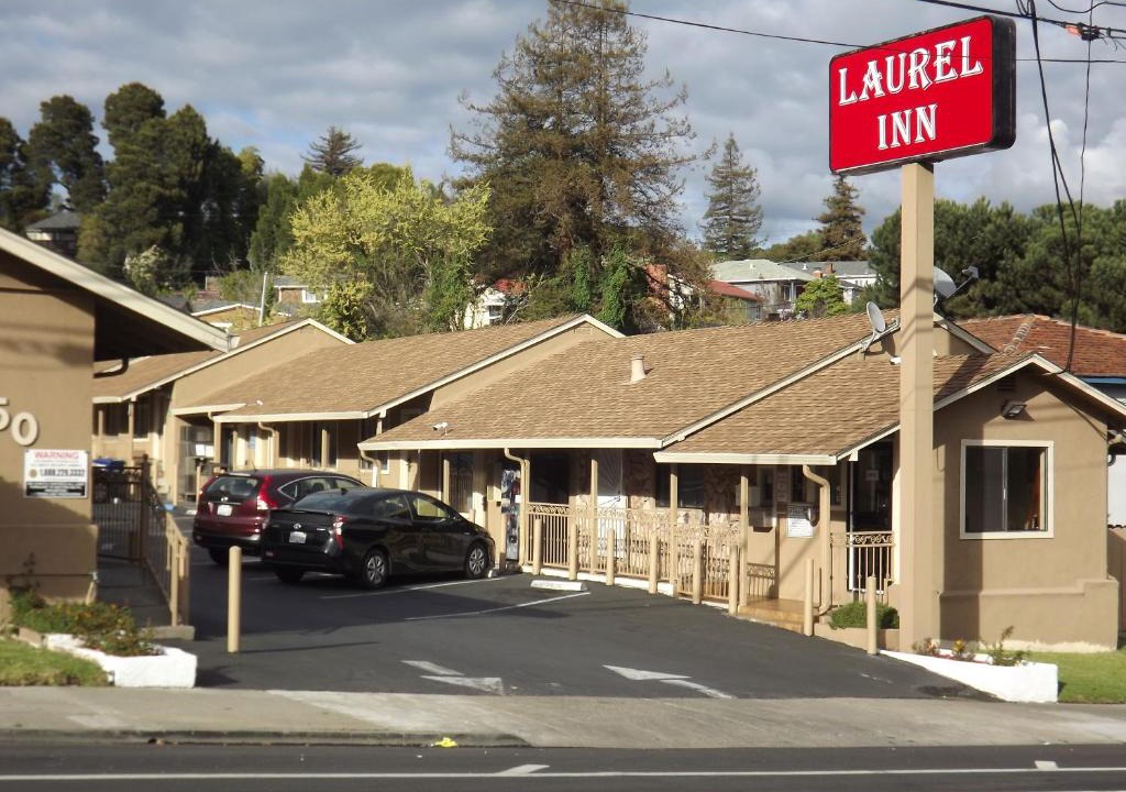 Redwood Heights Hotel | Laurel Inn