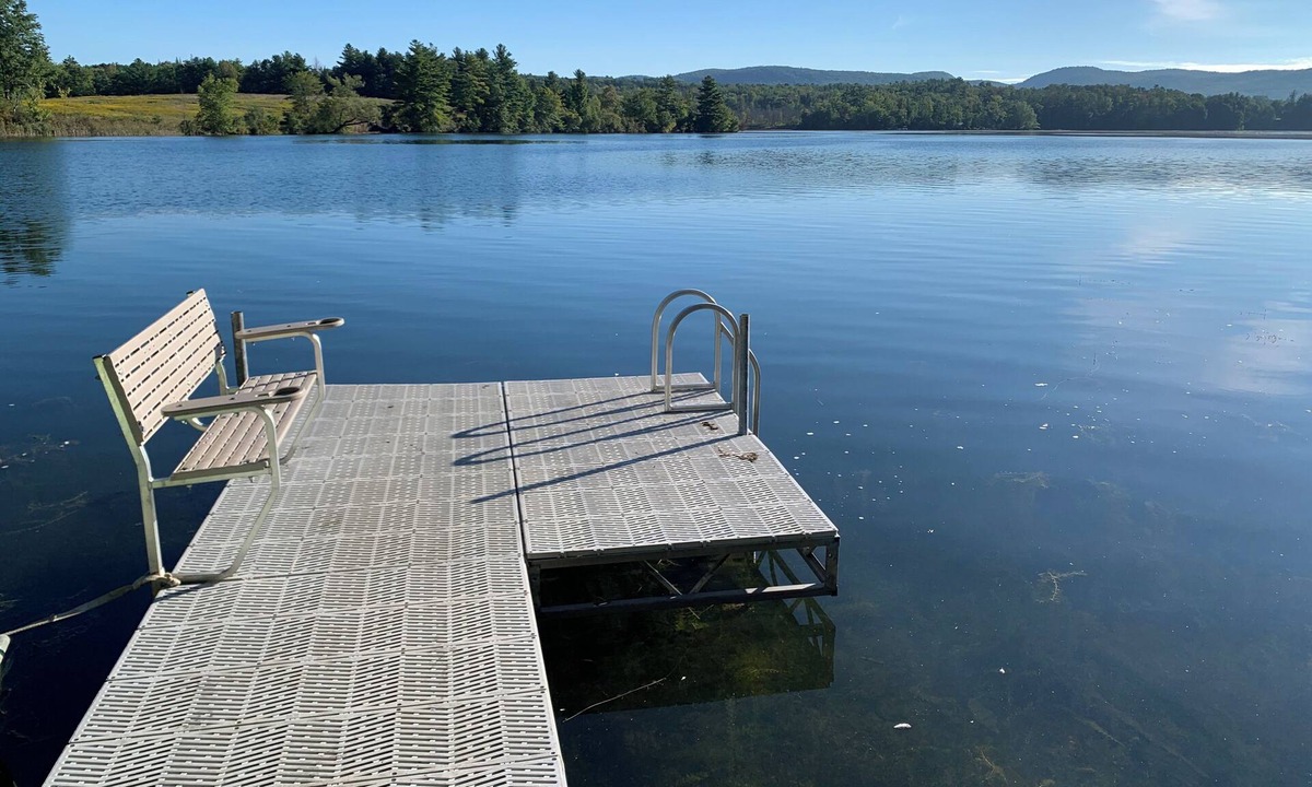 Lenox Dale House | Laurel Lake Luxury 4BR, 4.5 Bath, Ranch on Fox Hollow Estate